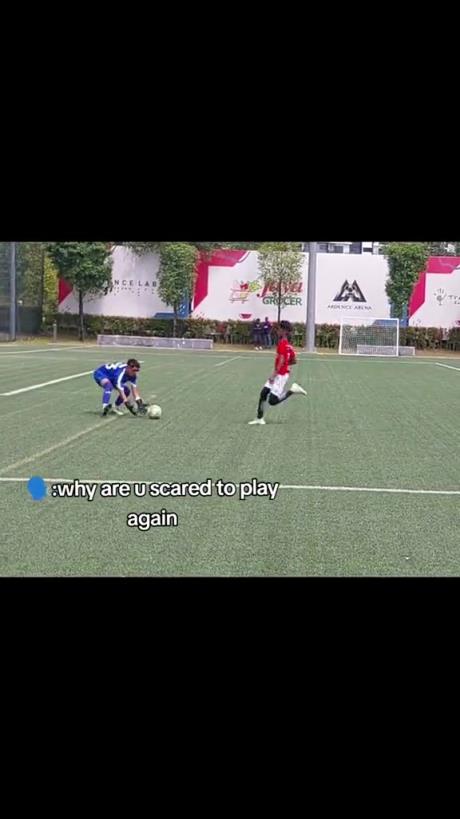 惡劣！這孩子可以終身禁止踢足球了