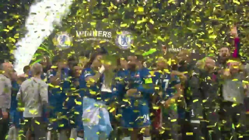 ?榮耀藍軍！歐協(xié)聯(lián)奪冠捧杯！里斯-詹姆斯高舉獎杯全隊慶祝